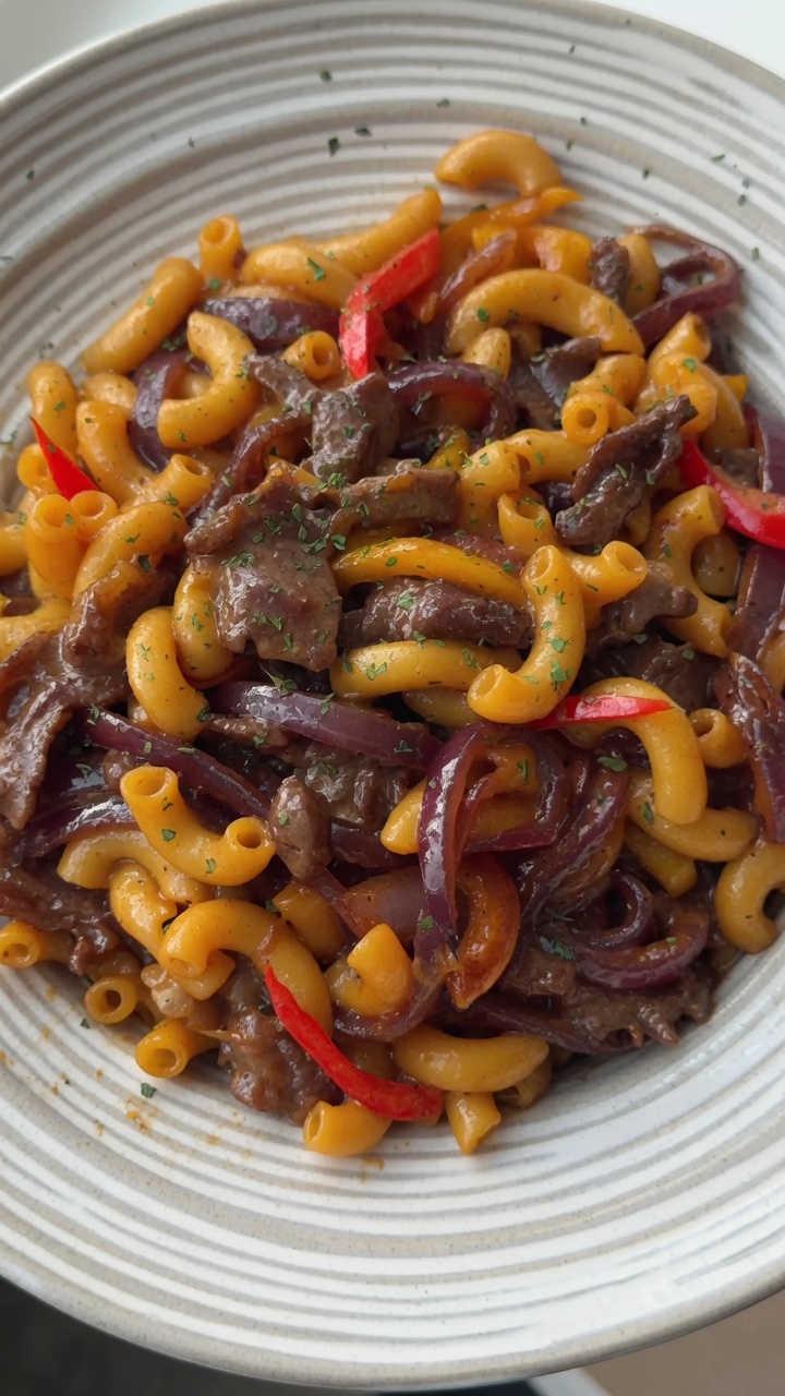 Maccheroni al Manzo e Pepe Nero
