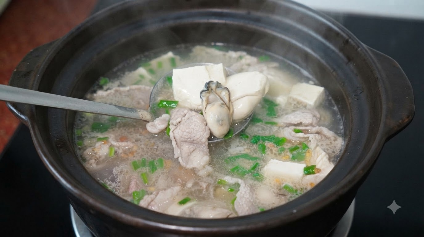 Zuppa Calda di Ostriche e Tofu (Canh Hàu Đậu Hũ)